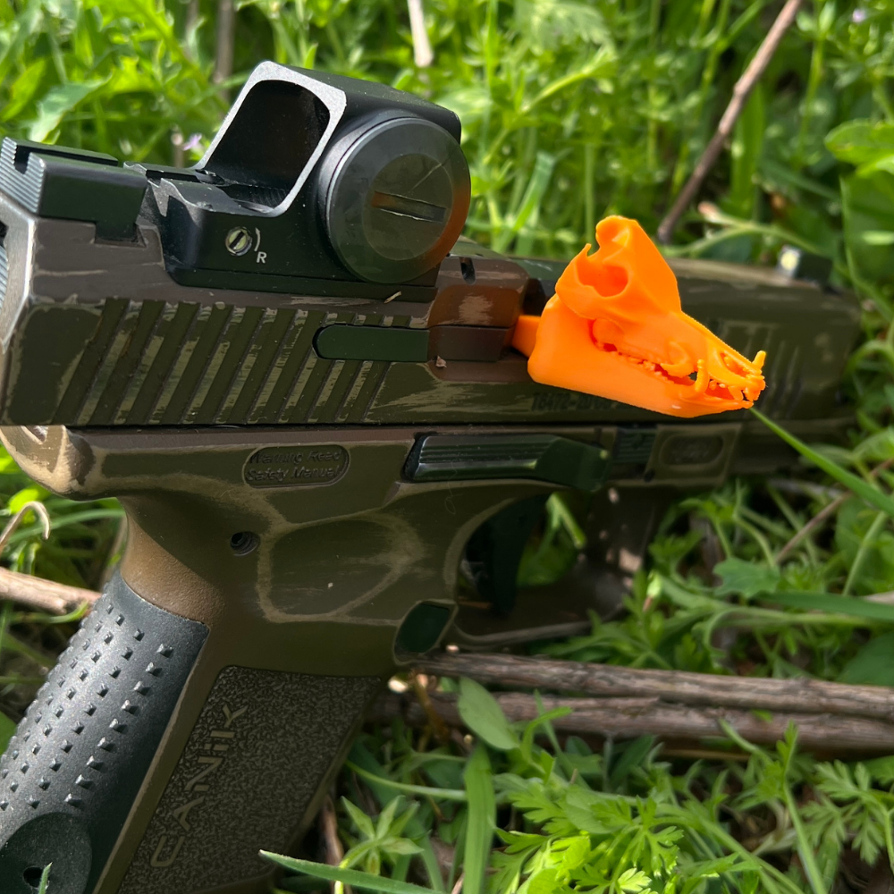 Hog Skull Chamber Flag